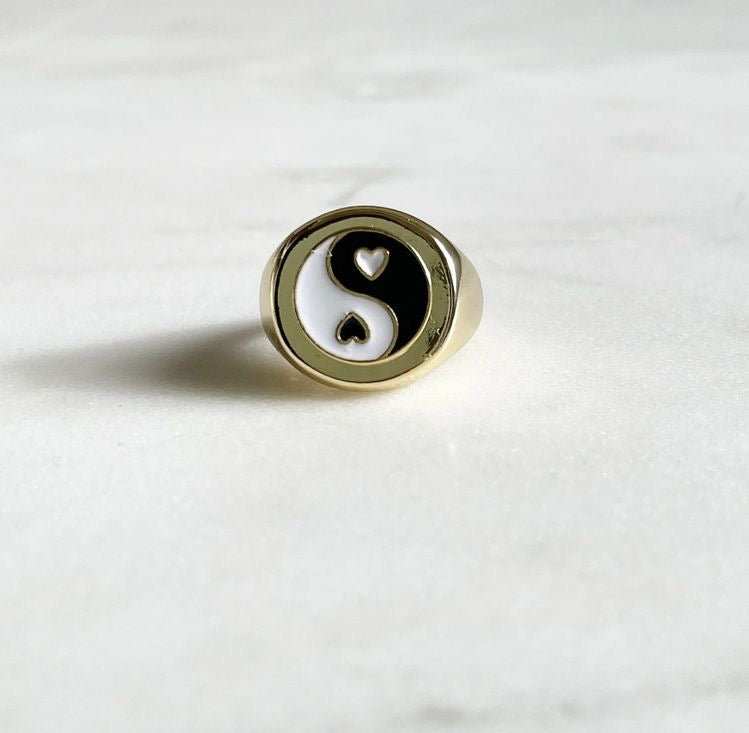 Yin yang clearance ring