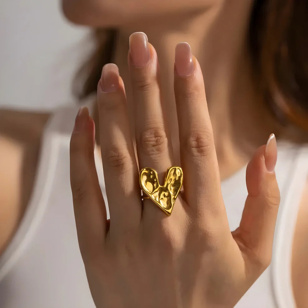 Florence Heart Ring