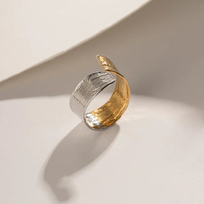 Lara Dual Tone Ring